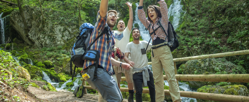 Group Traveling